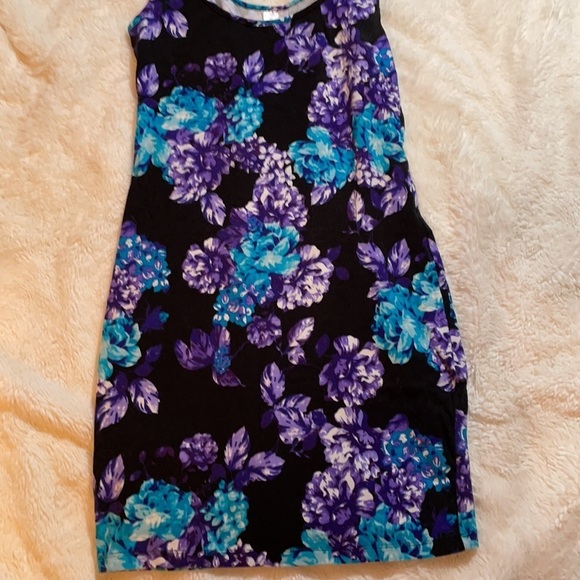 Purple and Teal Dress - Picture 2 of 5